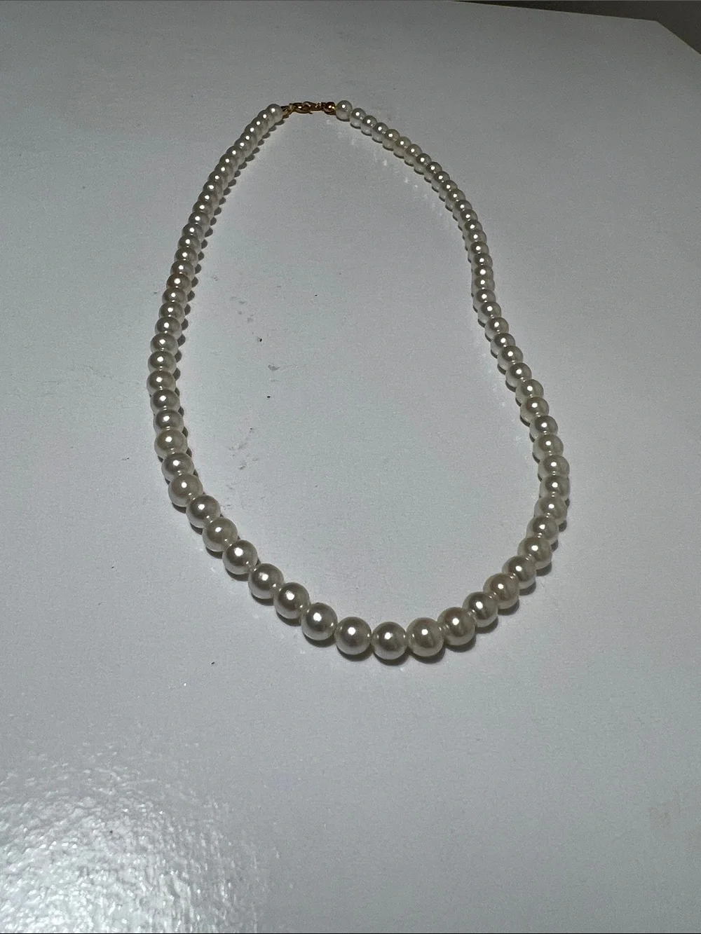 Lustrous White Faux Pearl Necklace - Vintage